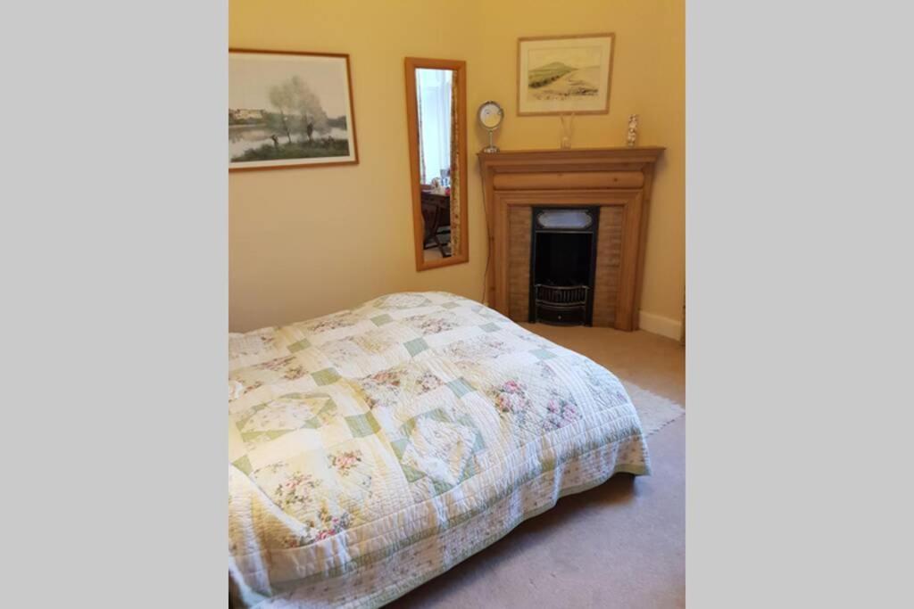 Woodburn Terrace, Morningside, Edinburghアパートメント エクステリア 写真